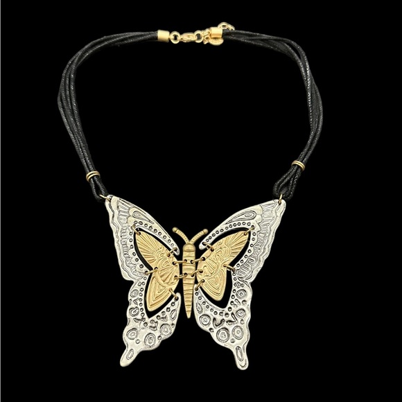 Bundle of Multi Layered Necklace - Picture 4 of 6